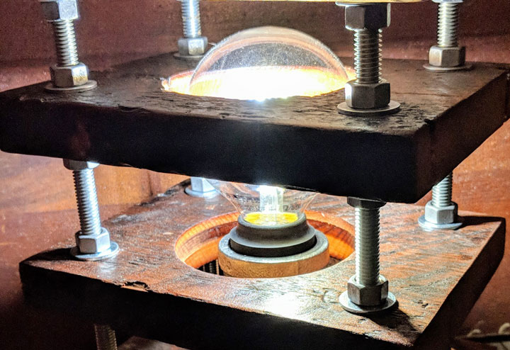 TEV18-102 tev design pallet board lamp