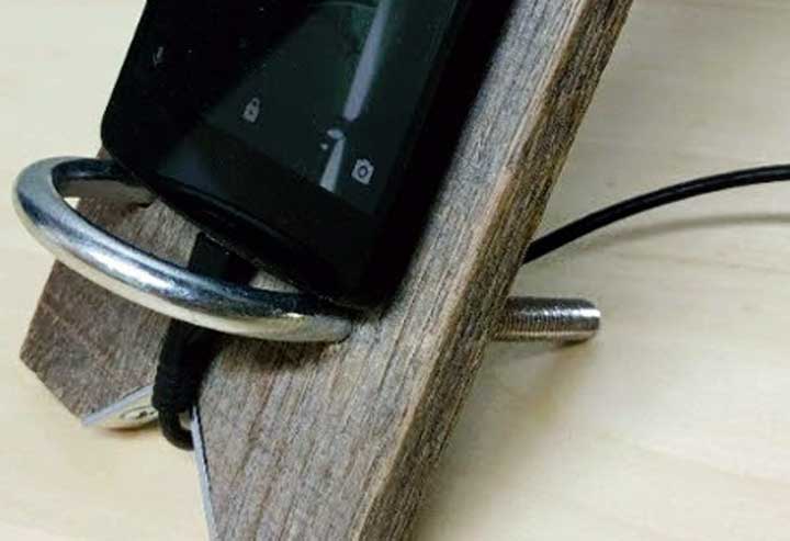 TEV17-54 tev design cell phone cradle